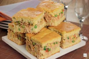 Torta Caipira de Frango com Massa de Milho Verde