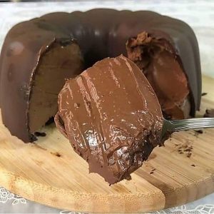 Bombom de Mousse de Chocolate com Casquinha Crocante
