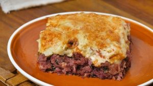 Escondidinho de Carne de Sol com Batata e Requeijão