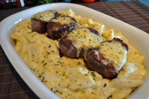 Filé Mignon ao Molho Quatro Queijos Cremoso