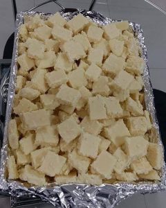 Cocadinha de Leite em Pó com Coco de Corte