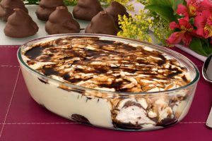 Gelado de Travessa com Bombom de Marshmallow e Chocolate Branco