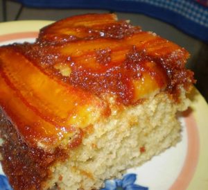 Bolo de Banana Caramelizado de Liquidificador