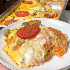 Pizza de Pão de Forma com Frango e Requeijão
