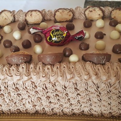 Bolo Sonho de Valsa com Amendoim e Chocolate
