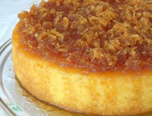 Bolo de Mandioca Cozida com Leite de Coco