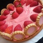 Torta Mousse de Morango com Suco em Pó